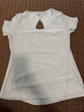 Old Navy Light Gray Keyhole Short Sleeve Active Tee - Women's